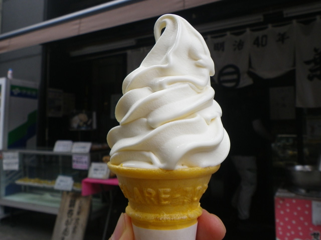 「双葉」の甘酒ソフトクリーム